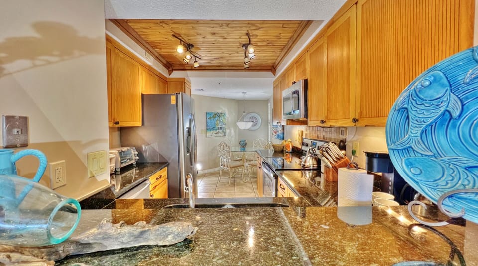 Jeff and Gina Properties - Ebb Tide 405 (ET405) - New Smyrna Beach - 2 Bedroom - 2 Bathroom - Atlantic Ocean - Waterfront - Beach Front