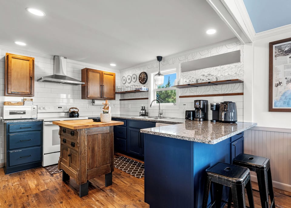Bright and spacious cook's kitchen with all-new appliances.