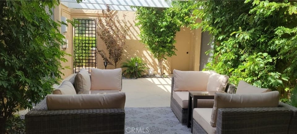 Enclosed courtyard