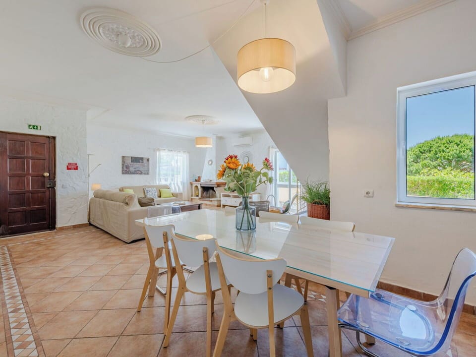 Furniture, Interior Design, Flooring, Floor, Chair, Table, Wood, Ceiling, Kitchen & Dining Room Table, Dining Room