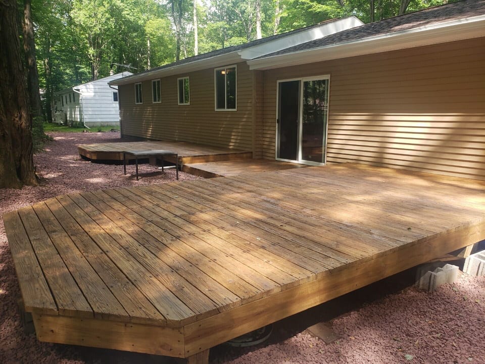 Back yard Deck