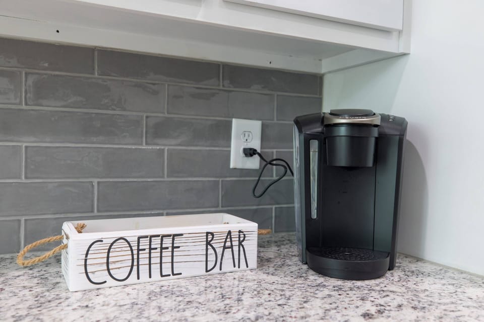 Grab a cup of coffee and put your feet up.  We have starter coffee and tea supplies just for you!