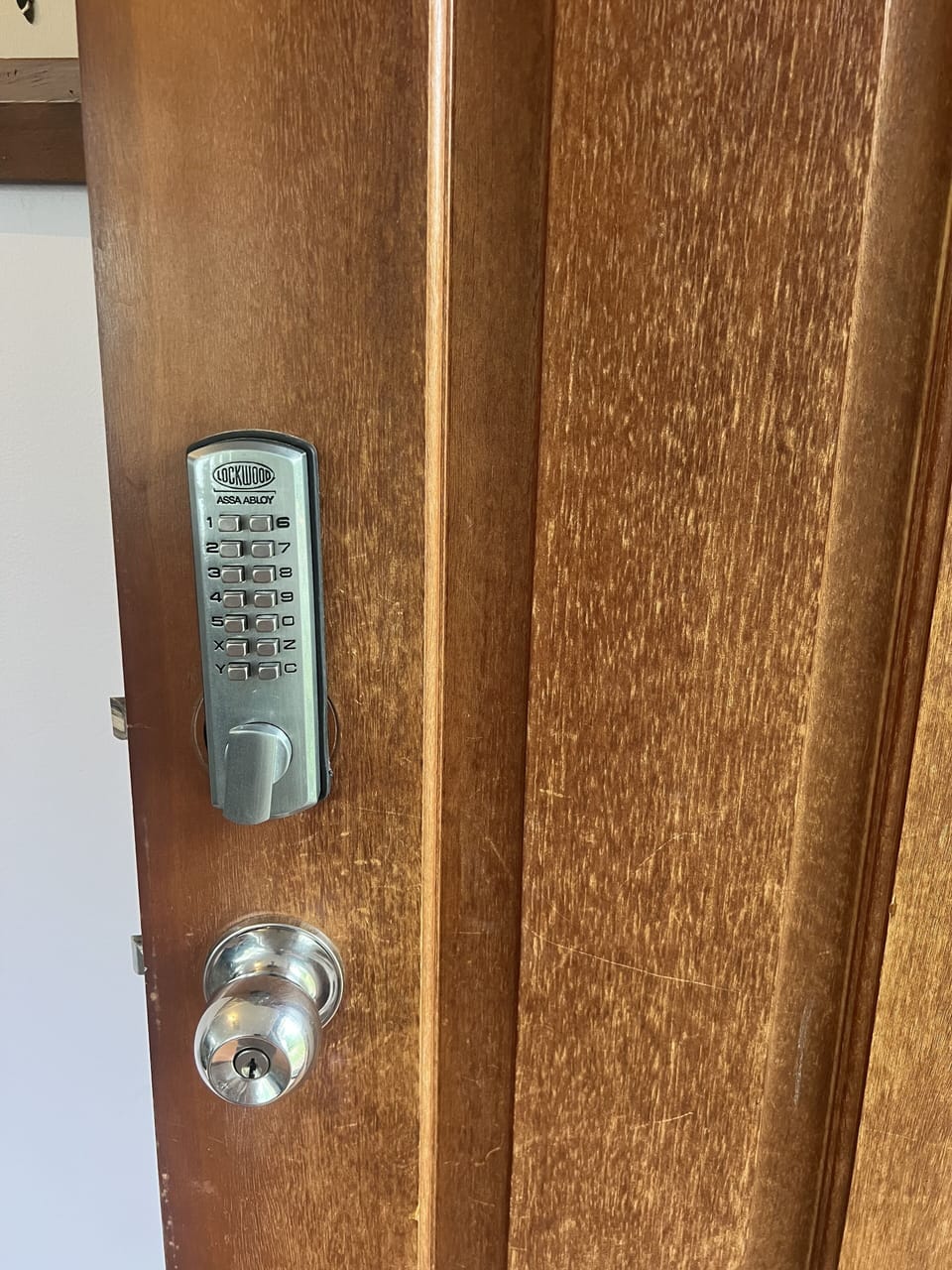 Key code front door 