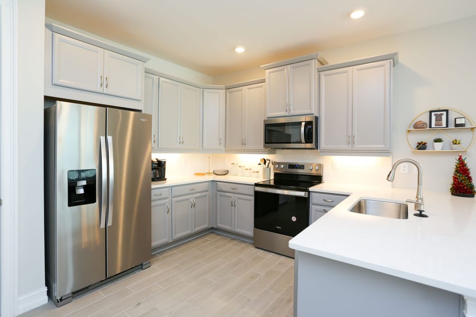 well equipped kitchen to cook and bake like at home