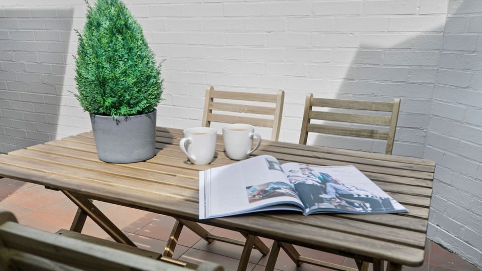 8 on Clarence | Private outdoor areaen