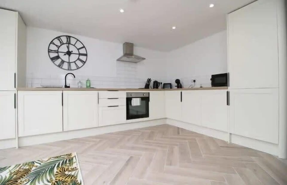 Large kitchen