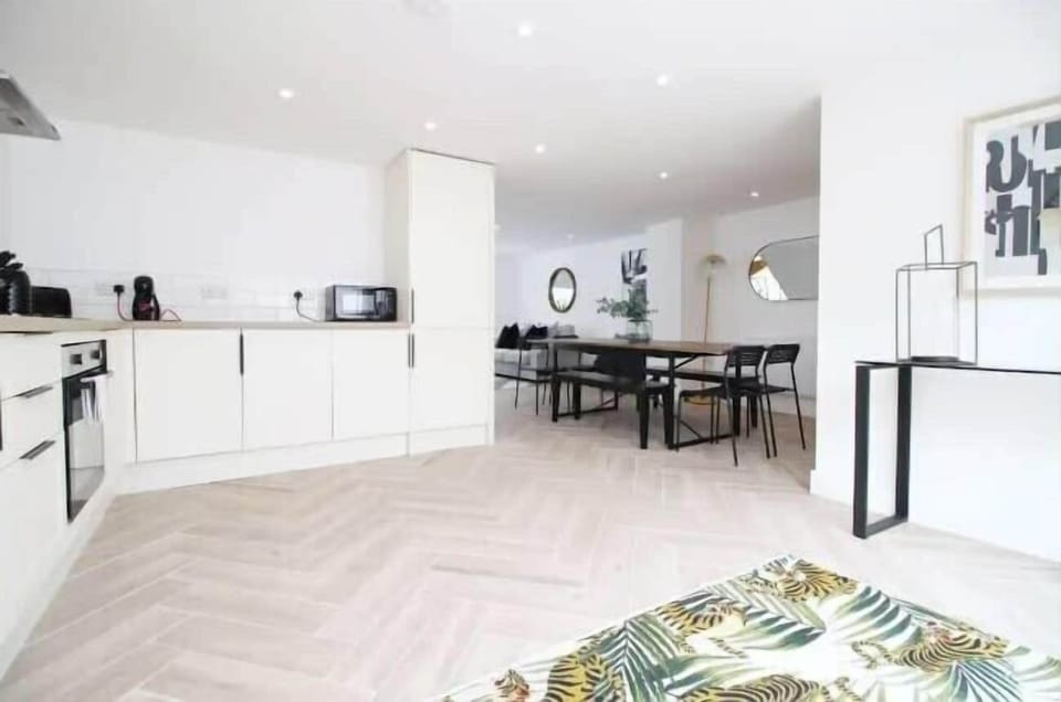 Large kitchen