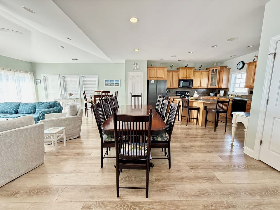 Third Floor Dining Area