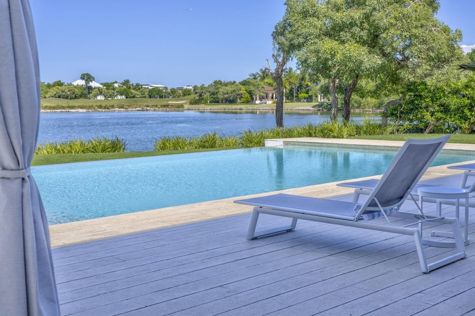 Hacienda A39 - Lakefront Villa with Golf View (4937)