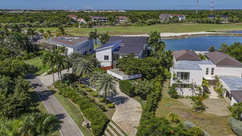 Hacienda A39 - Lakefront Villa with Golf View (4934)