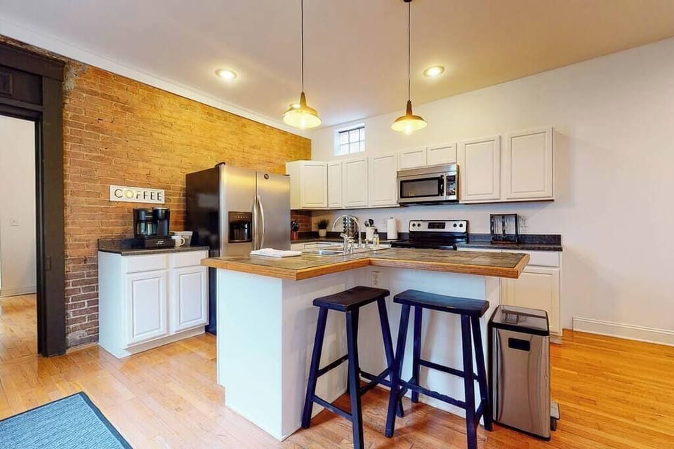 Kitchen: We understand the importance of a morning coffee fix, so we've set up a convenient mini coffee station in the kitchen for you.