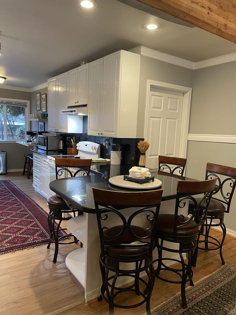 A cozy kitchen seating area.