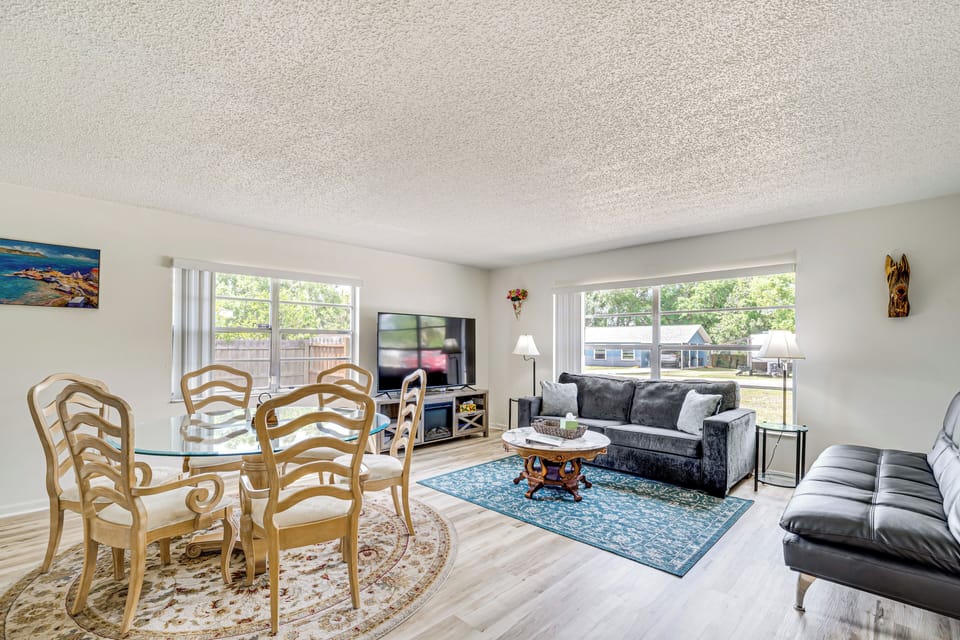 Ocala Vacation Rental | 3BR | 2BA | 1,300 Sq Ft | Step-Free Access