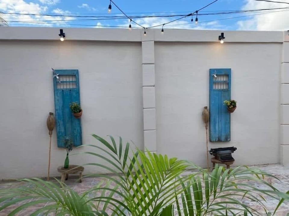 Shared courtyard patio