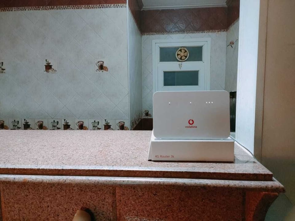 Router , Free Wi Fi