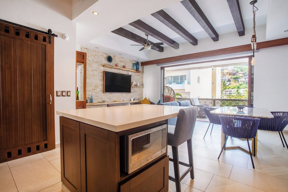 Kitchen bar with high chairs