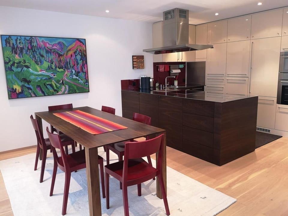 Modern, well equipped kitchen