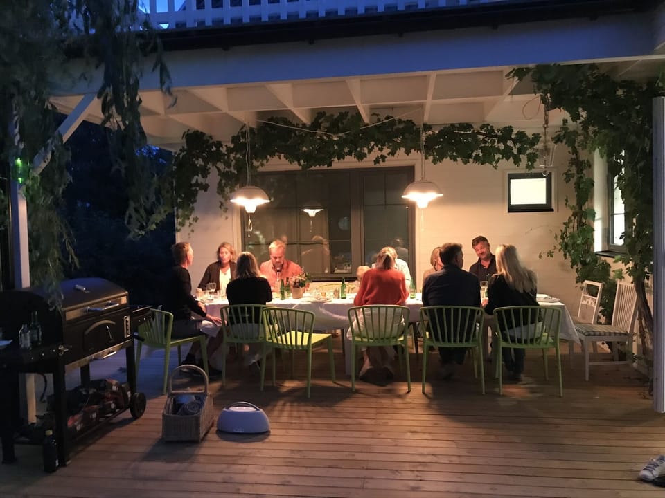 Outdoor dining