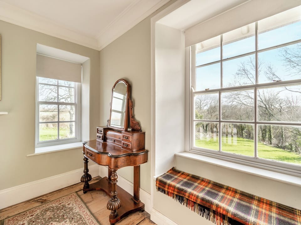 Double bedroom | Maclaren House, Thornton