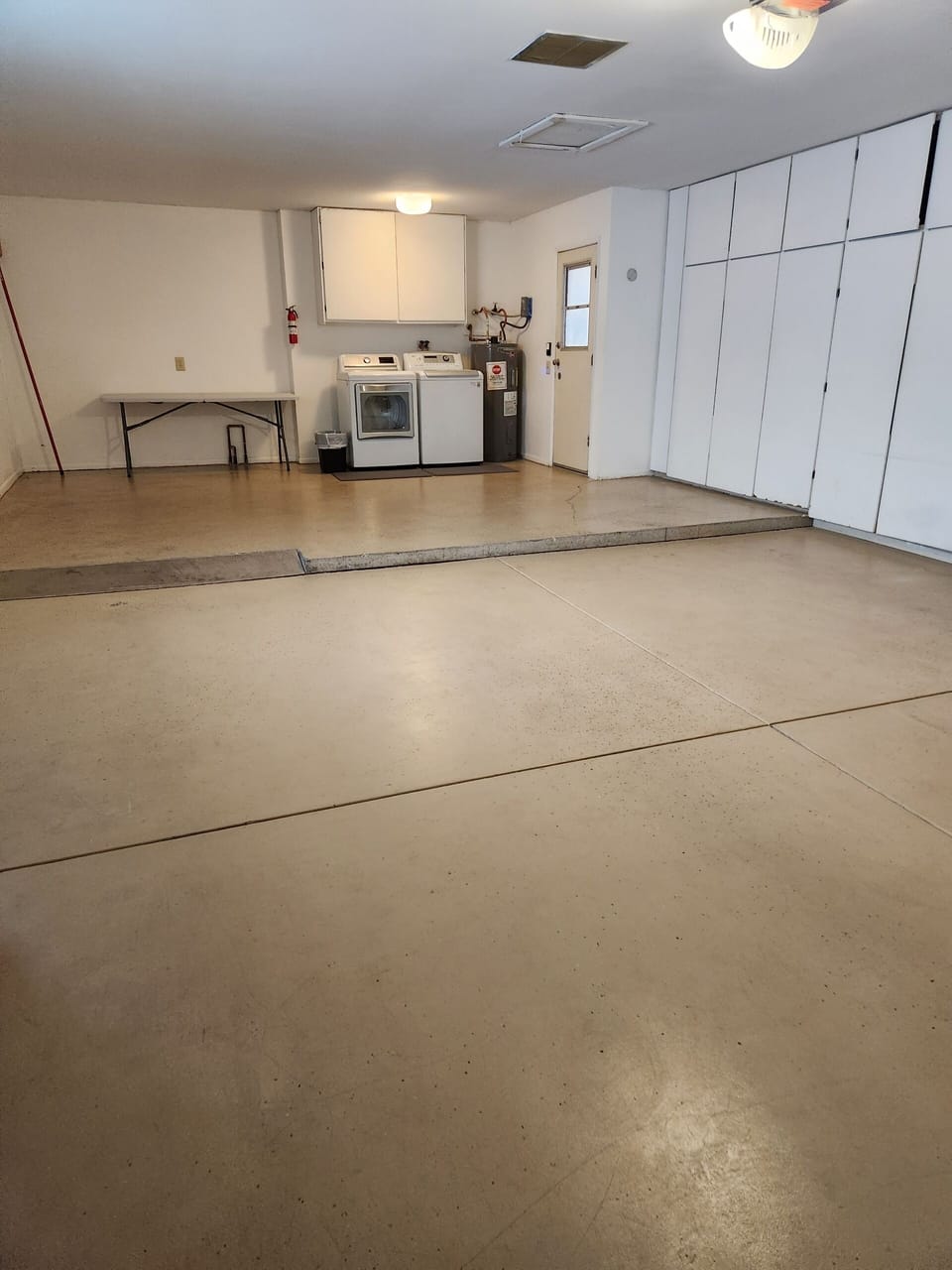 Large 2 car garage and laundry