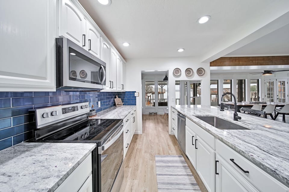 Open Kitchen