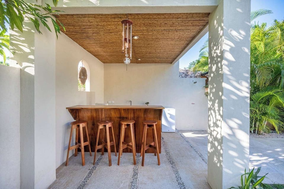 Bar area with a mini fridge