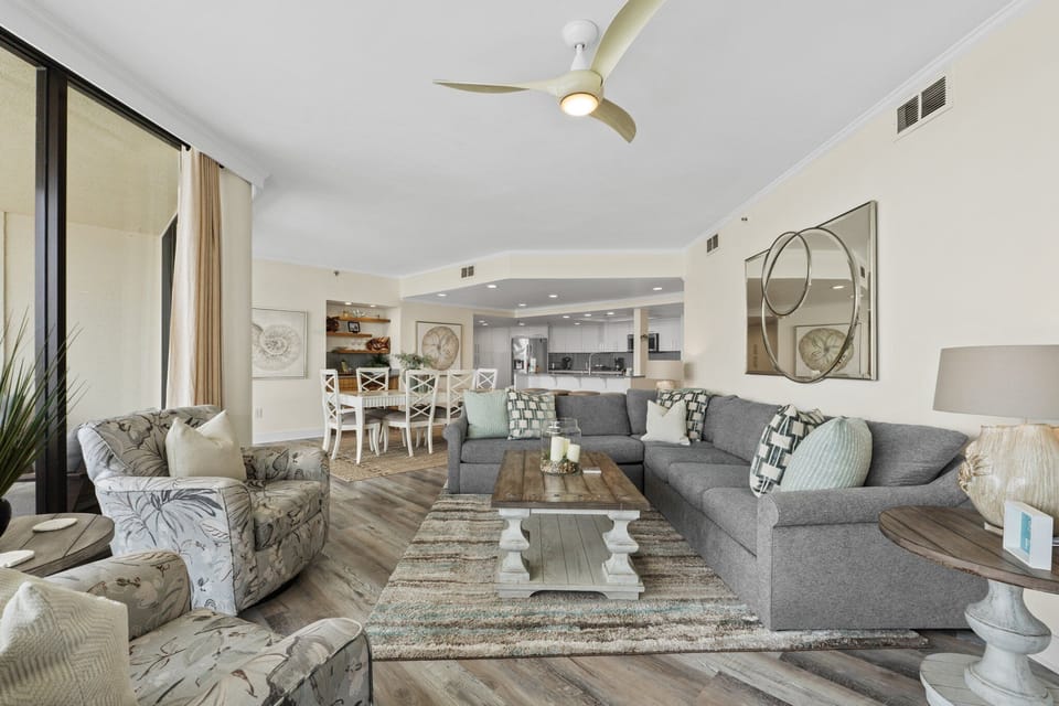 Enjoy nautical style and East Pass harbor views from this freshly updated space.

Professionally Managed by
Breathe Easy Rentals