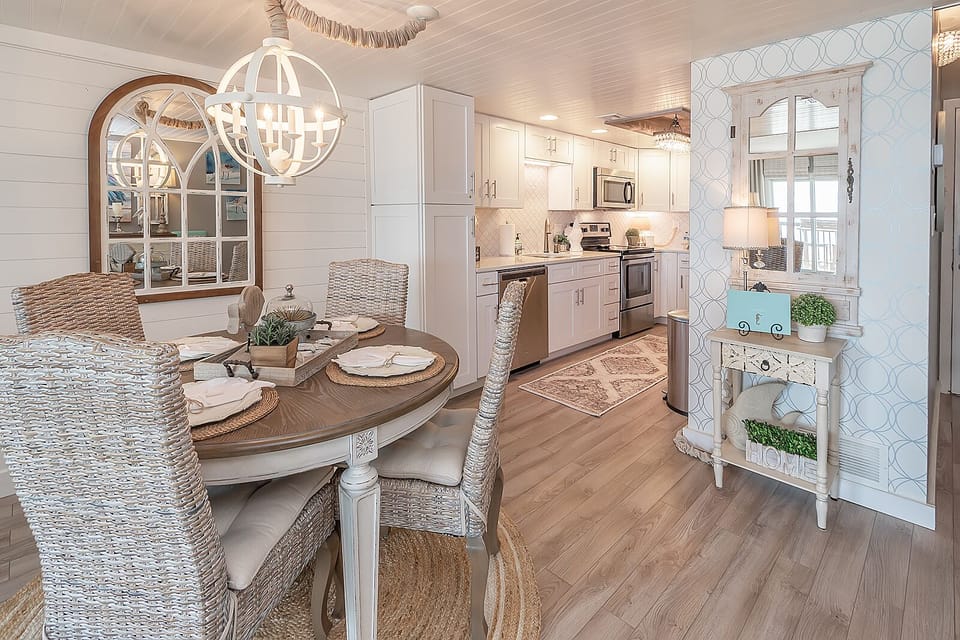 Fabulous kitchen w/full size pantry, deep sink and all stainless appliances 
