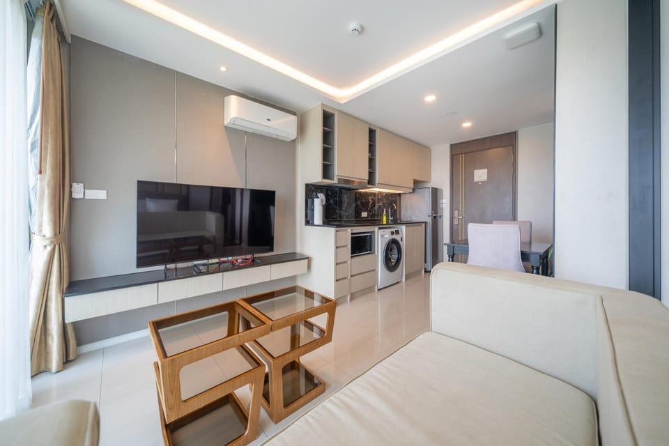 Panora sea view -modern facilities, walk to beach (14834)