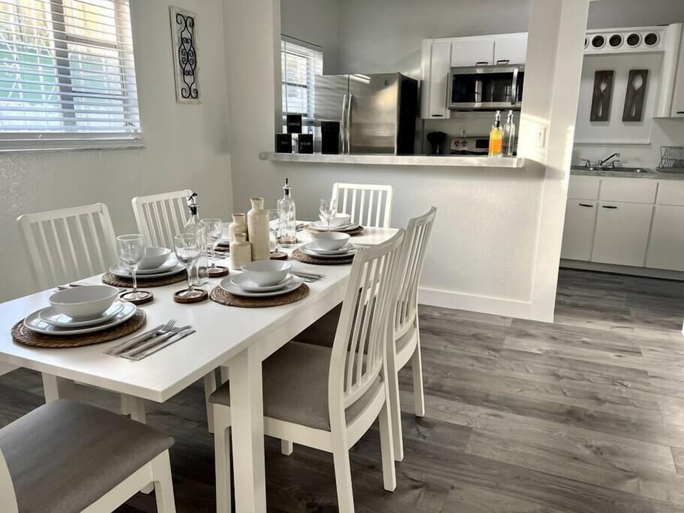 1727 NW · Lovely Home in Little Havana (282)
