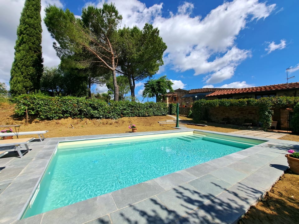 Holiday house shared pool