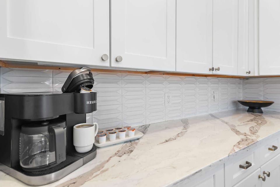 Combine coffee maker- Drip and Keurig 