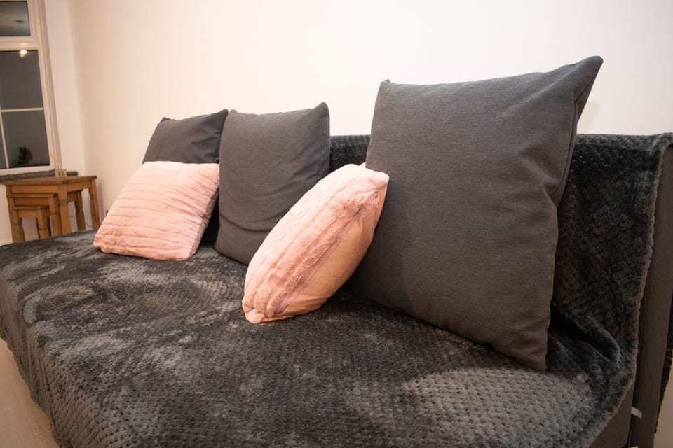 Living Room / Lounge