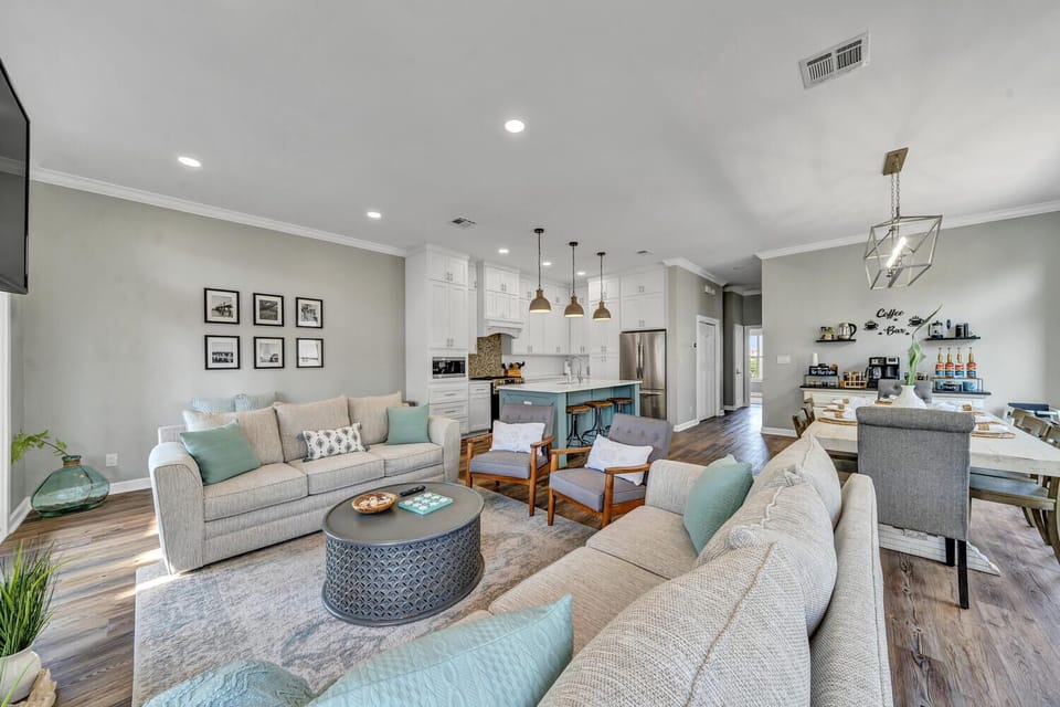 Relax and enjoy each others company in the Open Concept living/dining/kitchen