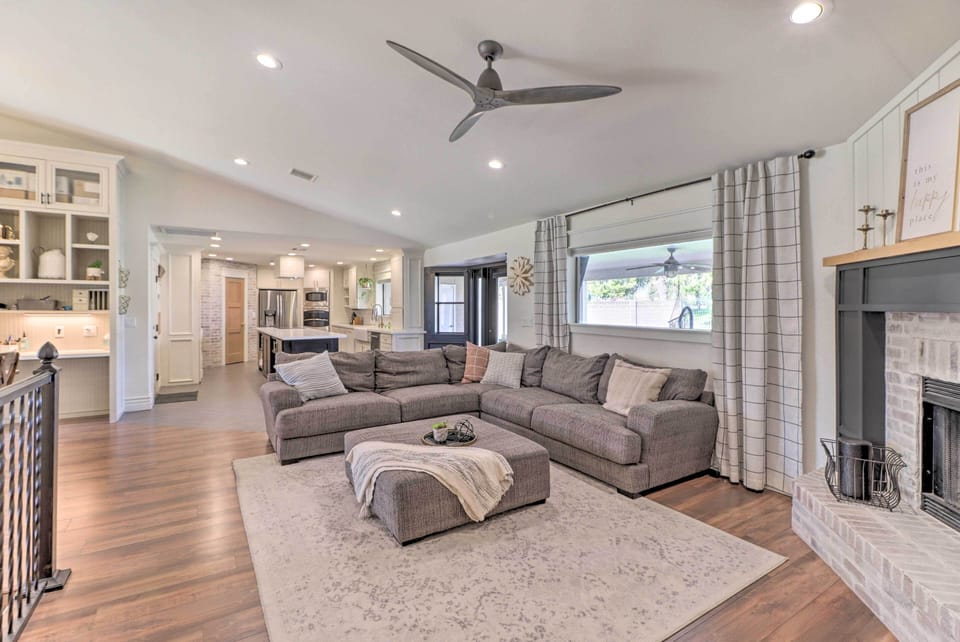Living Room | 1st Floor