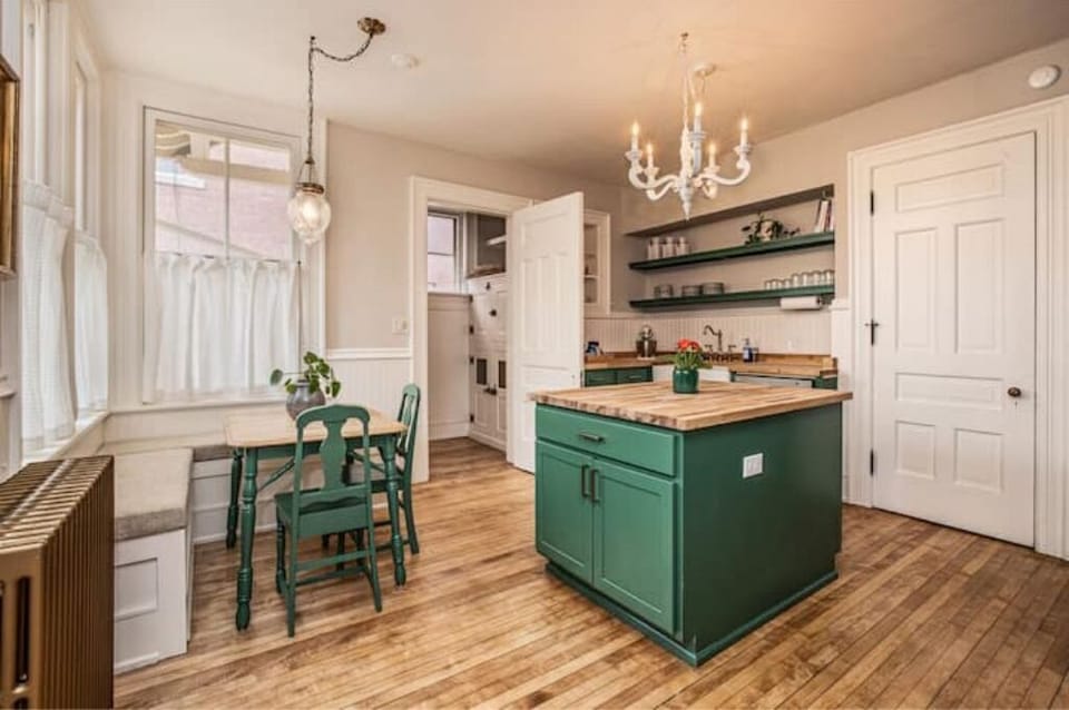 Cook with ease in a fully equipped kitchen ideal for group meals