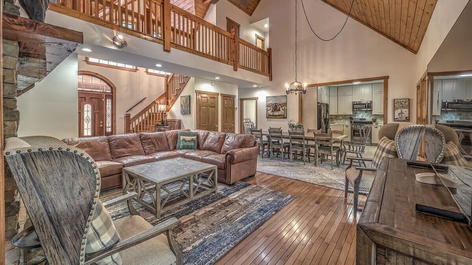 Main Living Area/Dining Area
