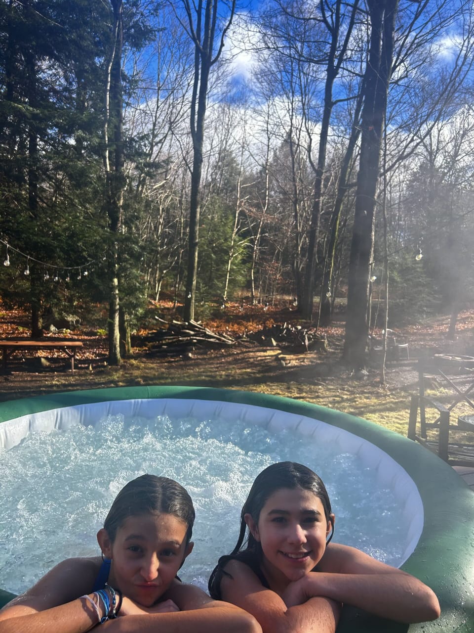 Outdoor spa tub