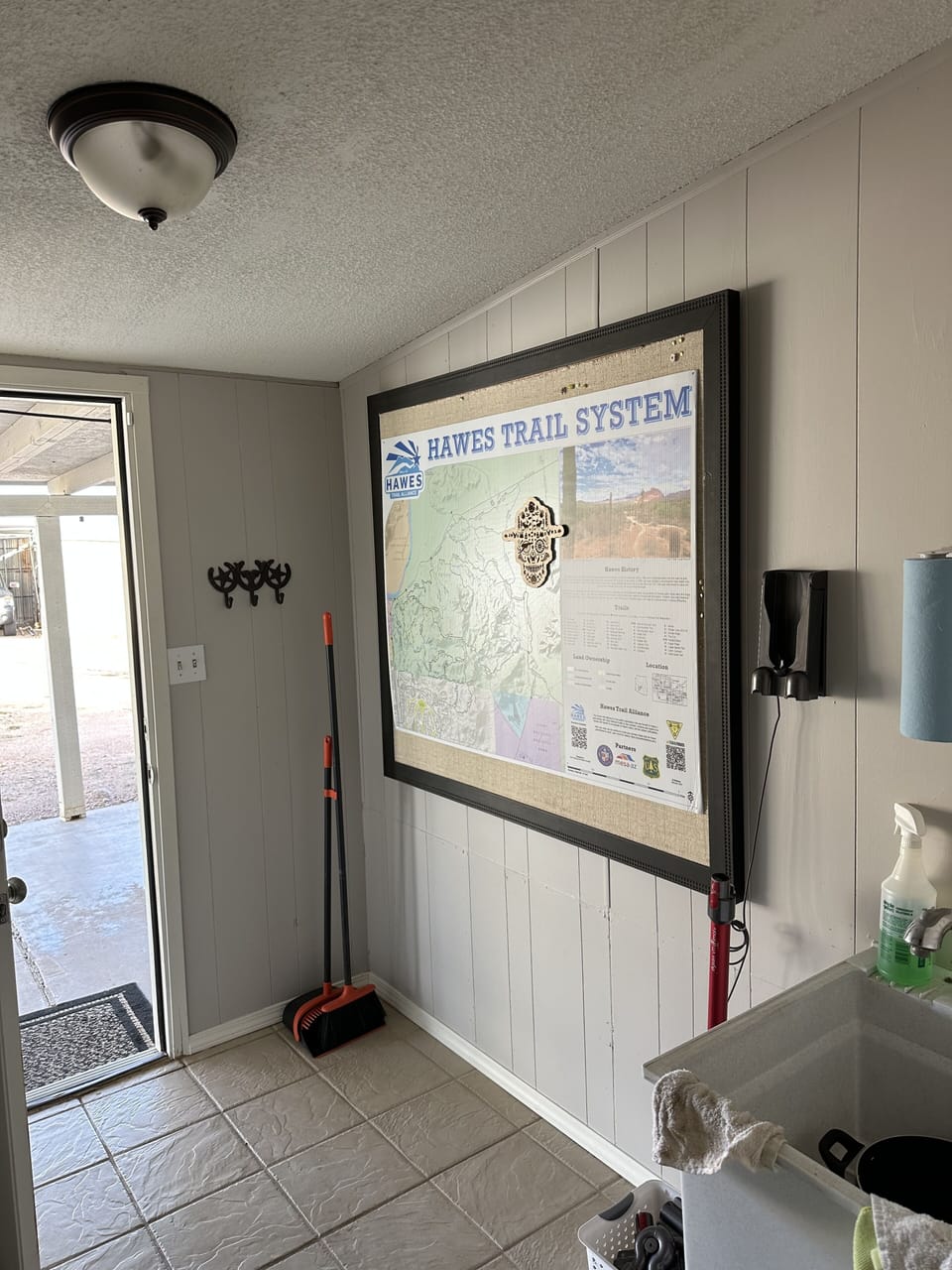 Laundry & Utility Room - Back porch