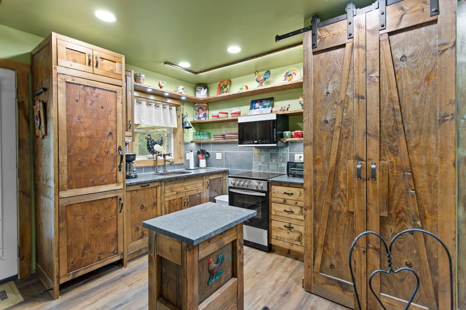 Private kitchen