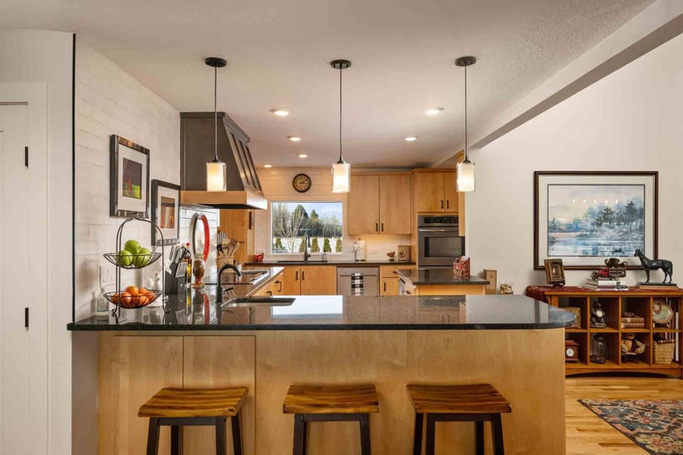 Orchard's Hideaway is in the historic town of Aurora, Oregon.