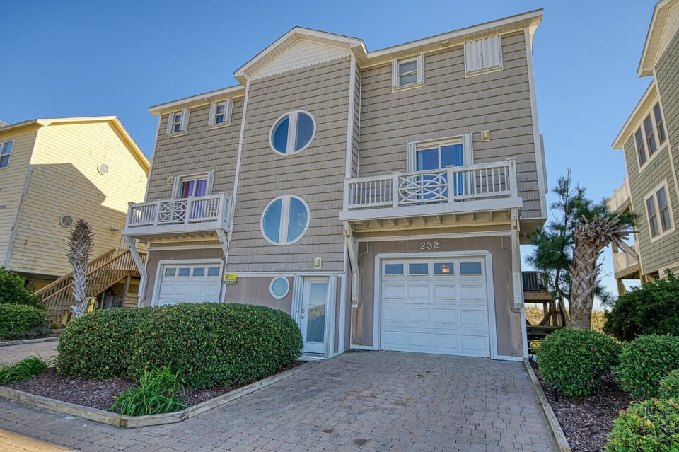 Street Side of Portals