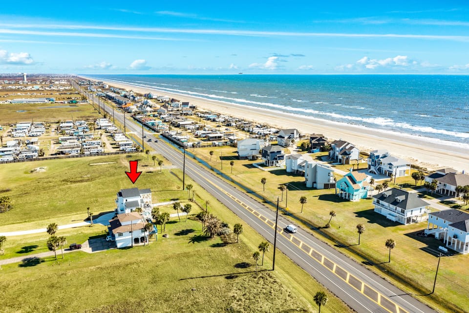 Bayside home located in Indian Beach