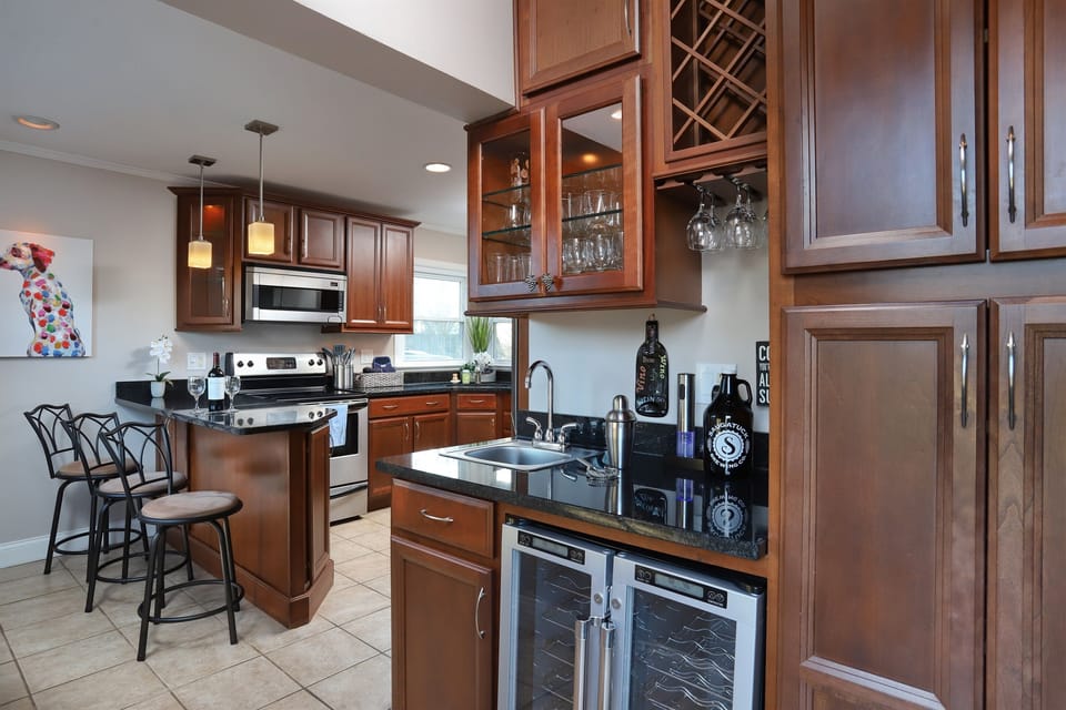 Wet Bar and Wine Refrigerator - Enjoy a drink!