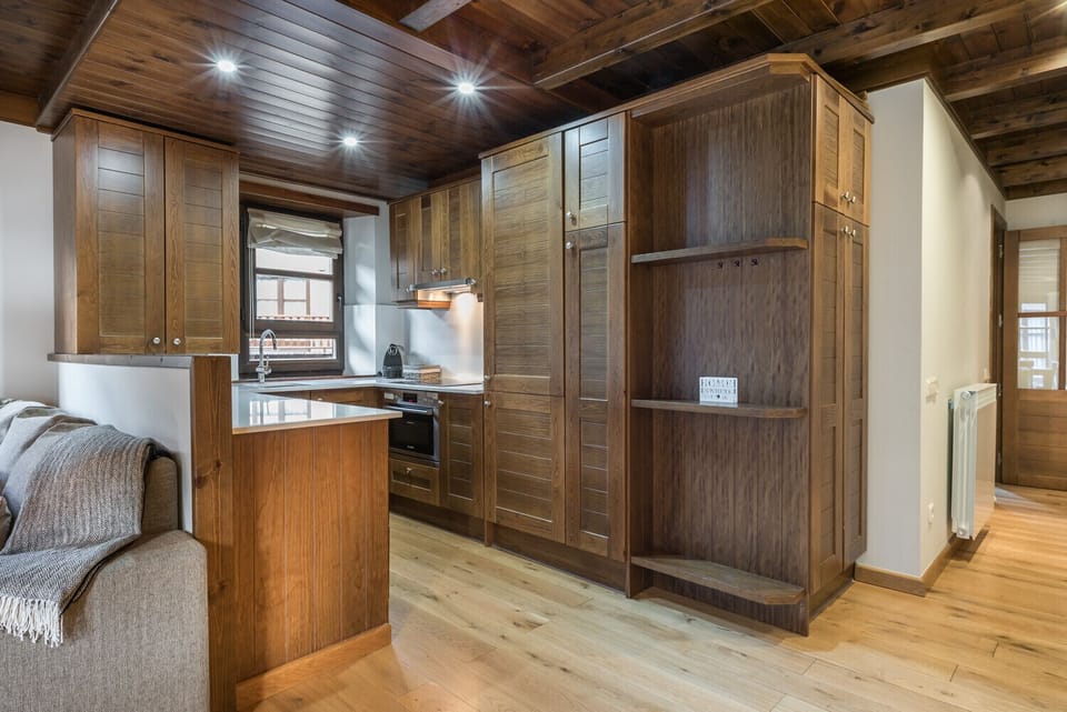 Tulmas by Totiaran is an apartment with 2 bedrooms and 2 bathrooms ideal for 6 people. Located in Val de Ruda at the foot of the slopes.
