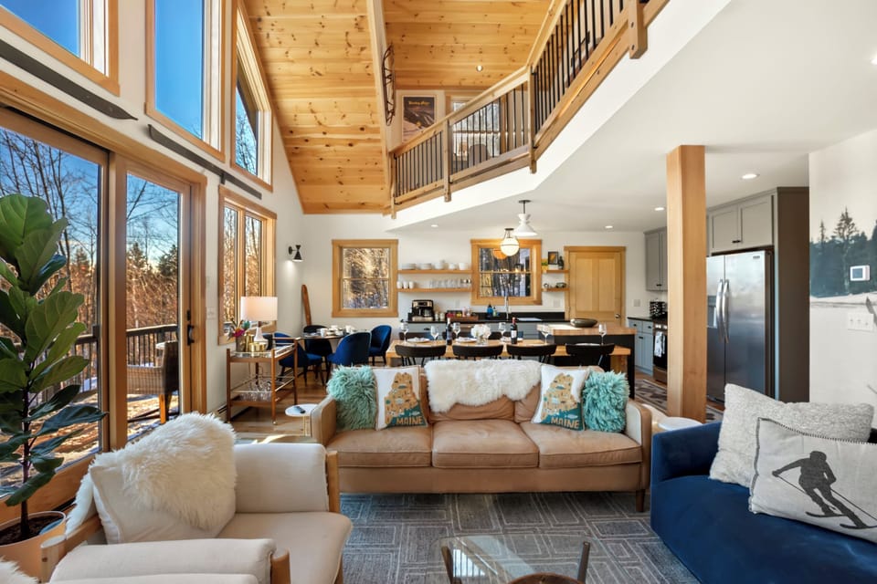 Large open living space to dining