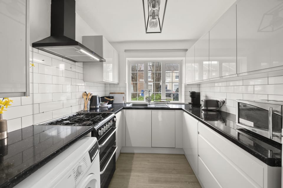 A Modern fully equipped kitchen