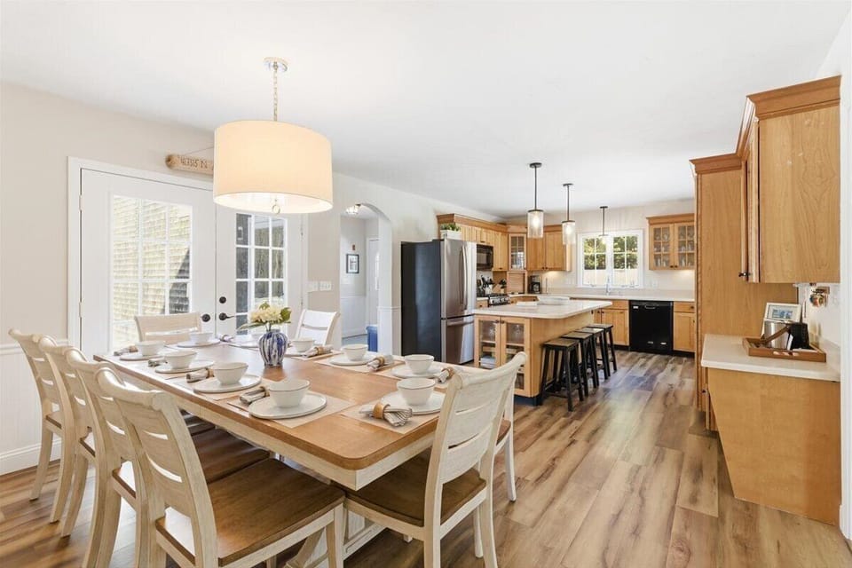Dining room off kitchen.