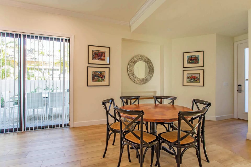 Dining Table and Seating; Perfect for Home Cooked Meals!