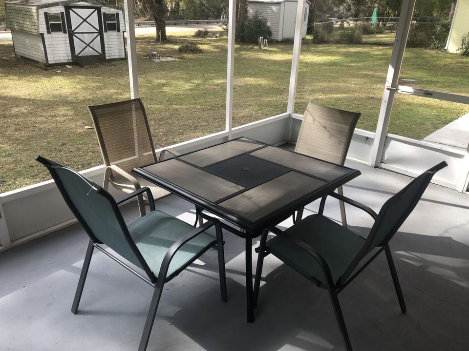 Screened Patio